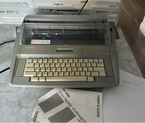 Brother SX-4000 Electronic Typewriter w/ Manual – Tested & Working