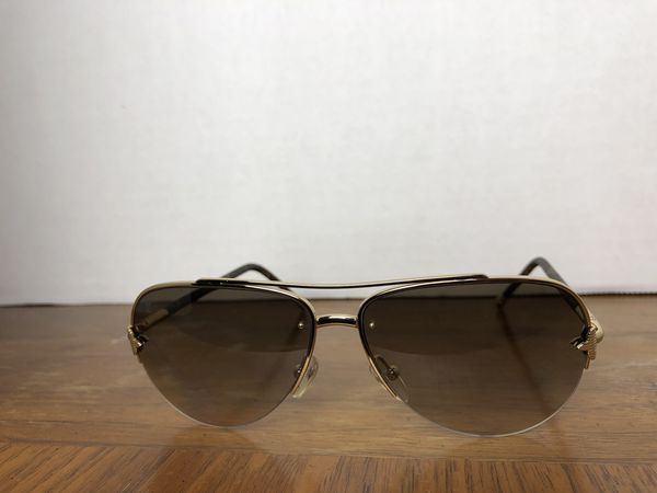 Louis Vuitton Women’s Sunglasses for Sale in Richmond, VA - OfferUp