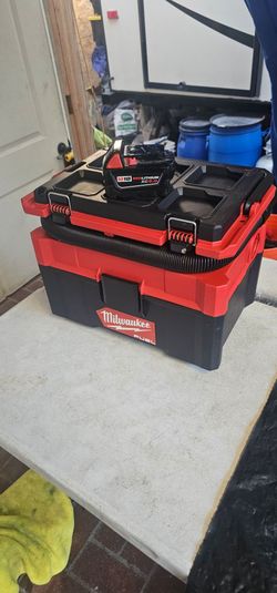 Milwaukee packout vacuum
