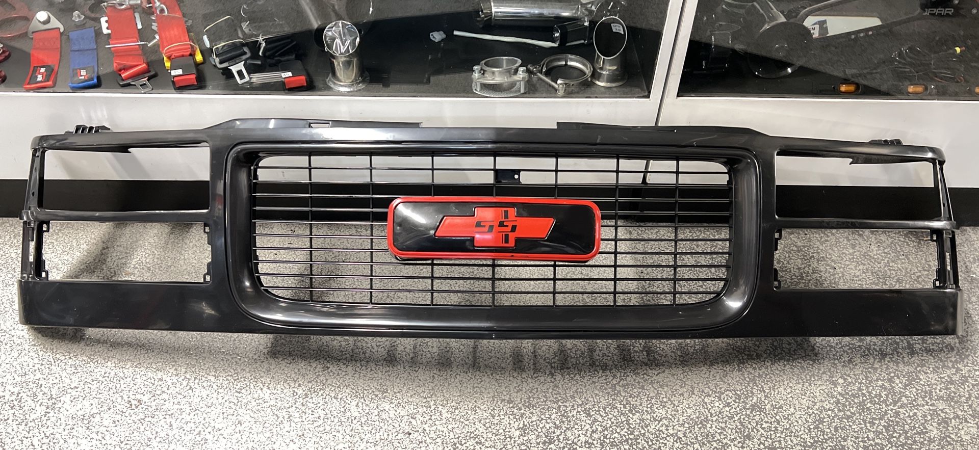 88-98 Cheyenne 350SS Chevy Sierra OBS All Black Primed grille Mexico Bowtie Emblem For C1500 K1500 C/K