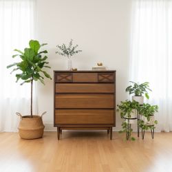 Vintage Mid-Century Modern Bassett Chest of Drawers