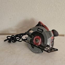 CIRCULAR  SAW