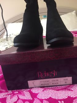 New black knew high boots size 8 1/2