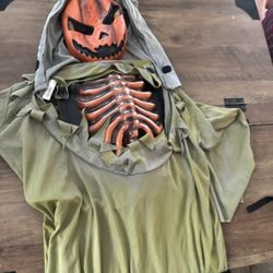 Halloween Costumes 🎃