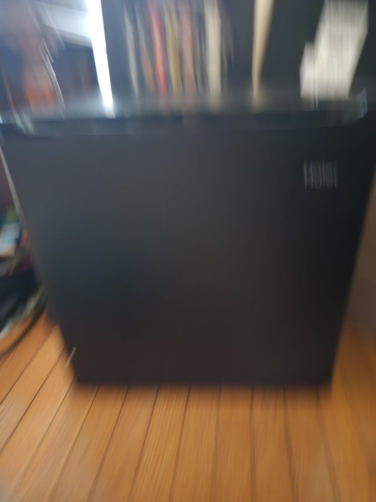 1.7cu ft Dorm Refrigerator