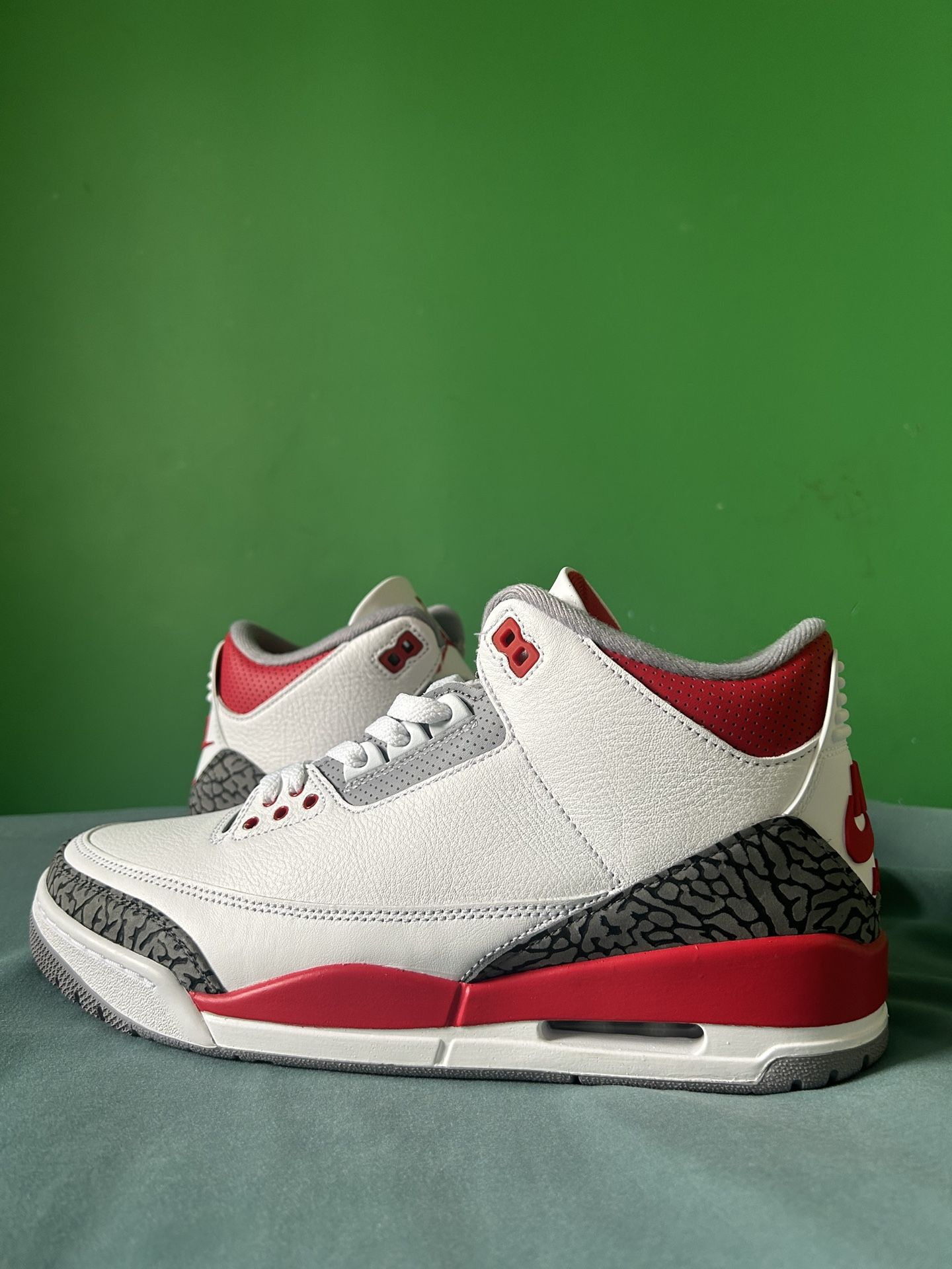 Nike Air Jordan 3 Fire Red Size 10.5