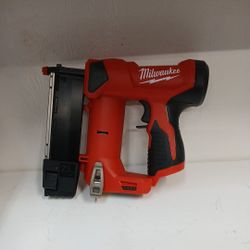 Milwaukee New 23ga Pin Nailer M12
