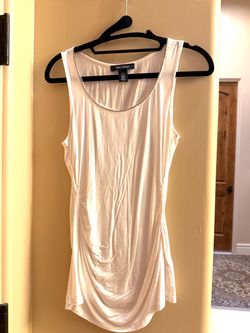 White House black market white tank top - XS $15 • FOUNTAIN HILLS, AZ