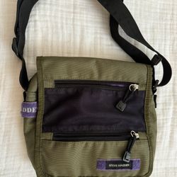 Steve Madden Messenger Bag Rare