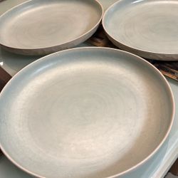 Three Plates-not breakable 