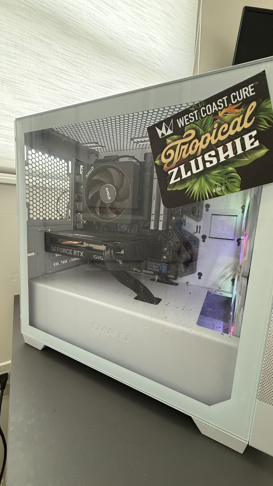 Gaming PC - RTX 4060 32GB DDR5 AMD RYZEN 5 7600X