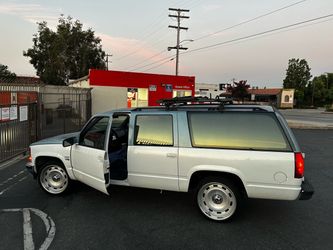Chevy Suburban 1993