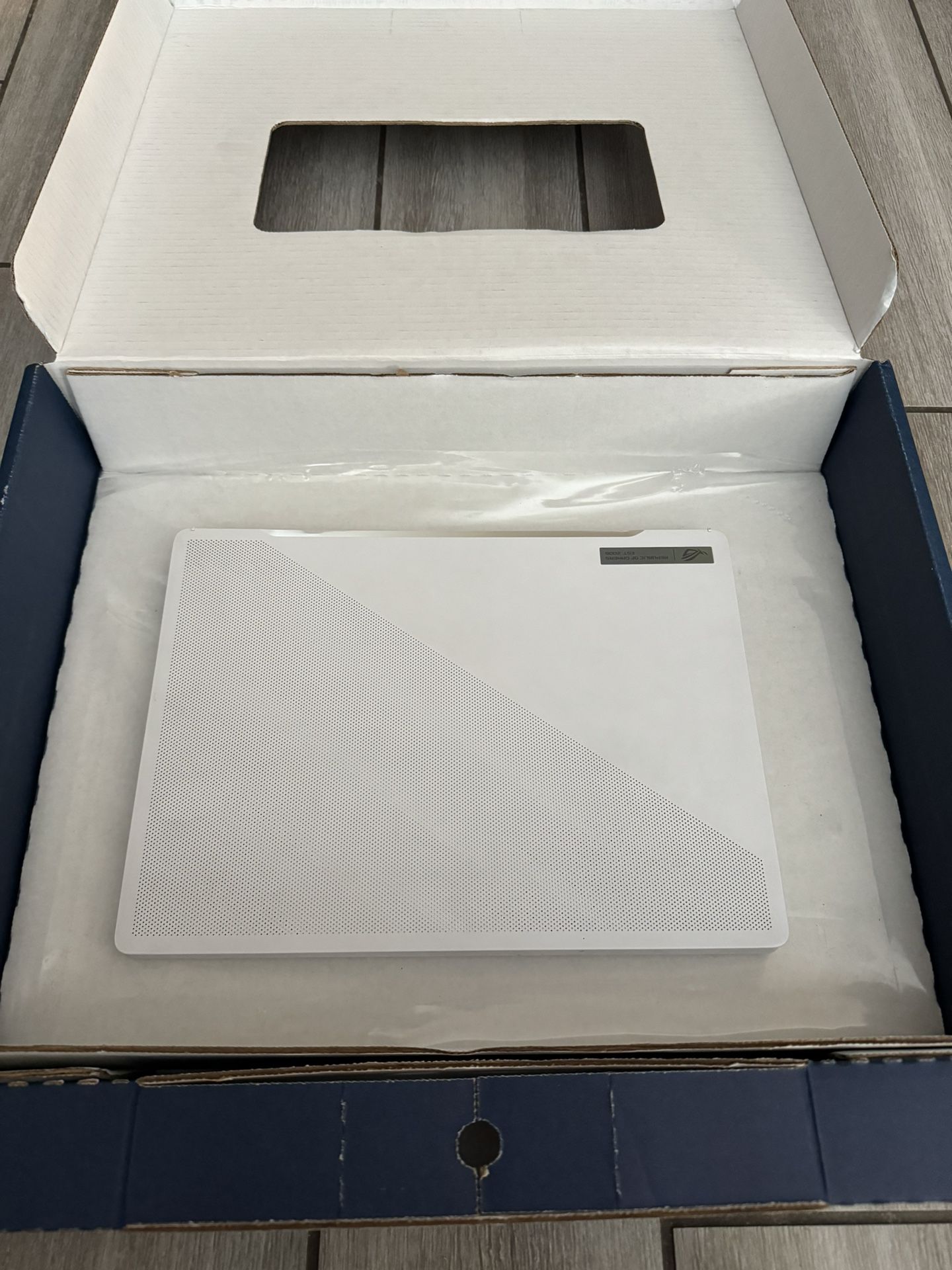 ASUS ROG Zephyrus G14 14" Gaming Laptop Ryzen 9 7940HS 16GB RAM 512GB SSD NVIDIA RTX 4060