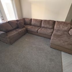 BROWN COUCH