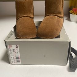 UGG Baby classic 