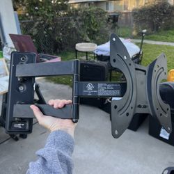 TV & Monitor Wall Mounts