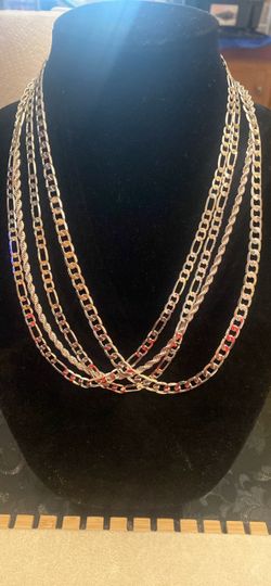 Silver plated necklaces 25$ each 2 for 40$ 3 for 50$