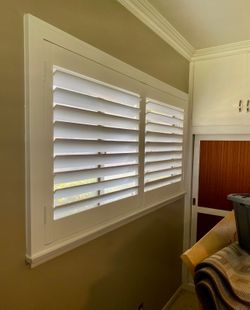 REAL WOOD & LIFETIME WARRANTY, Custom Interior Shutters, Plantation Shutters, Window Treatments, Window Coverings, Persianas de Madera