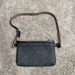 Michael Kors  leather Fanny/belt bag