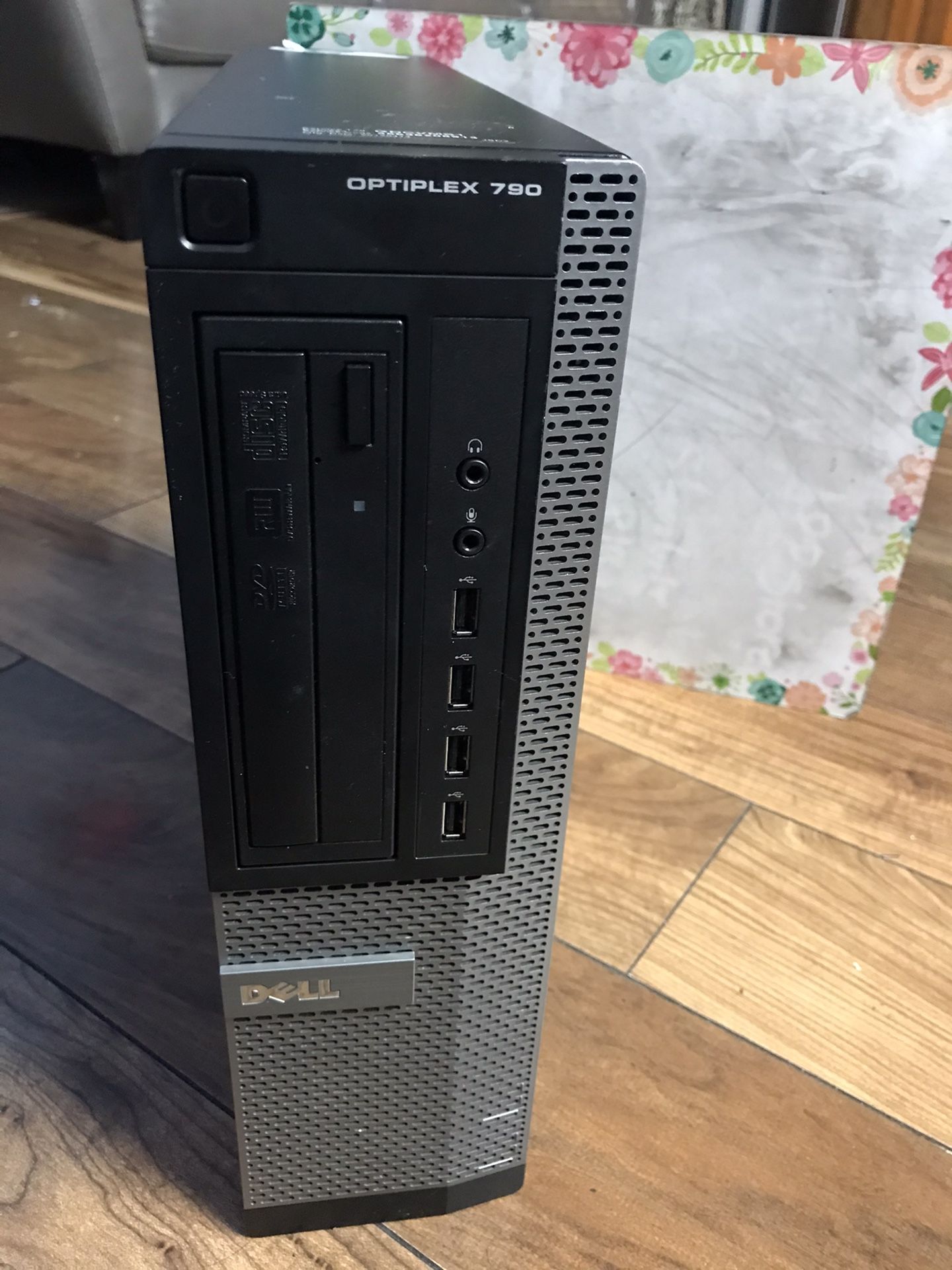 Dell complete desktop computer intel i5