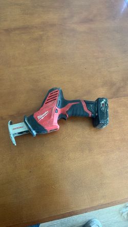 Milwaukee sawzall M12