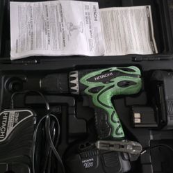 Hitachi DS18DVF3 18volt 1/2"Drill /Charger/Case 2 Batteries 