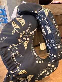 My Brest Friend Nursin Pillow 