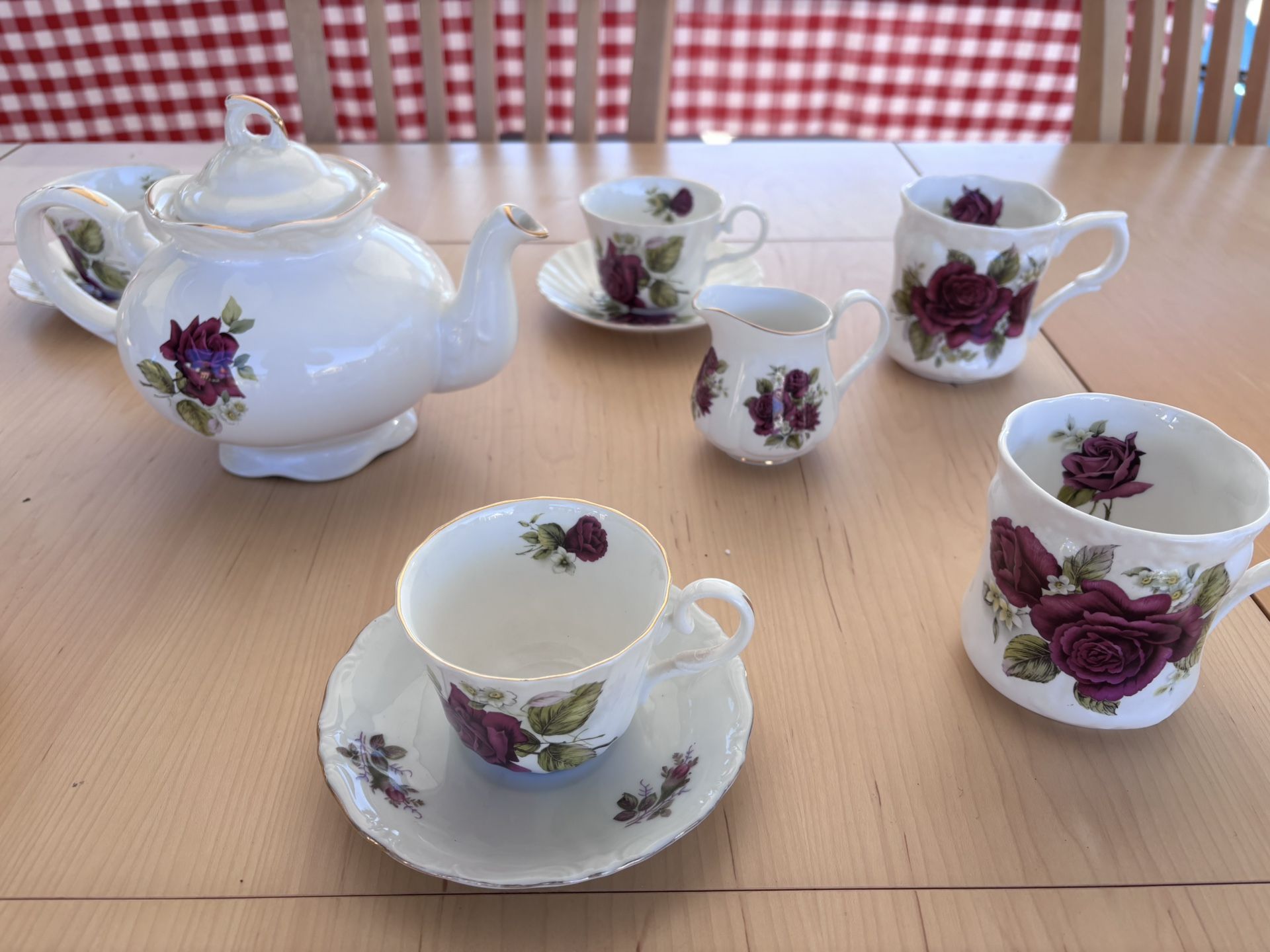 Allyn Nelson Fine Bone China