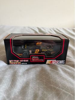 Racing Champions 1:43 Scale Rusty Wallace #2 Pontiac Nascar Die-Cast Stock Car Replica