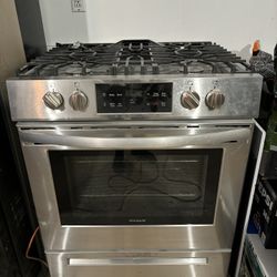 Frigidaire Gas Range