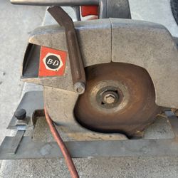 Circular  Saw Black & Decker Old Old