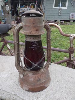 Dietz Blizzard No2 Antique Lantern In Good Condition 