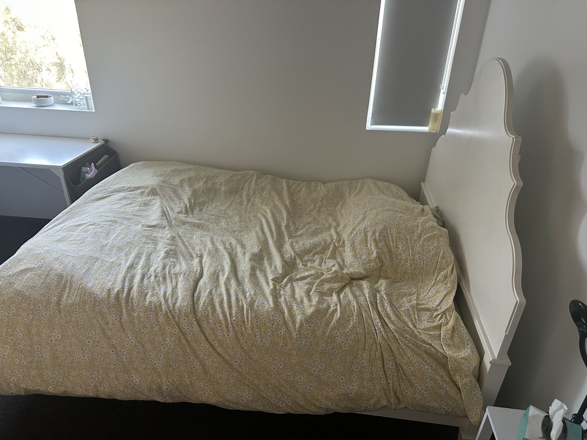 Full mattress With Bed Frame 