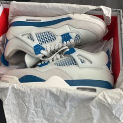 air jordan 4’s Military blue