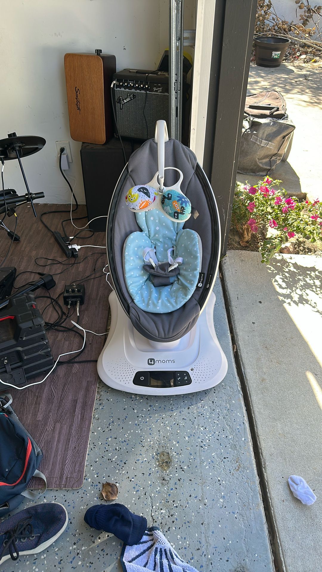 mamaRoo Swing