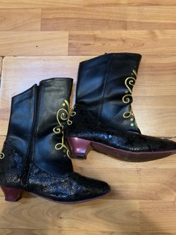 Frozen Anna boots size 2/3