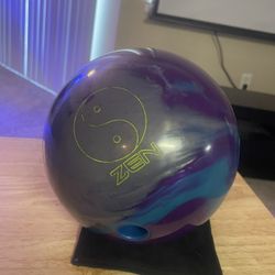 Zen 900 Global Bowling Ball 15Ib Perfect Condition 