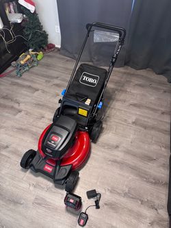 IMMEDIATELY AVAILABLE BRAND NEW TORO RECYCLER 60 V MAX 21 INCH CORDLESS SELF-PROPELLED LAWNMOWER 5Ah BATTERY AND CHARGER INCLUDED. COMES IN MANUFACTUR