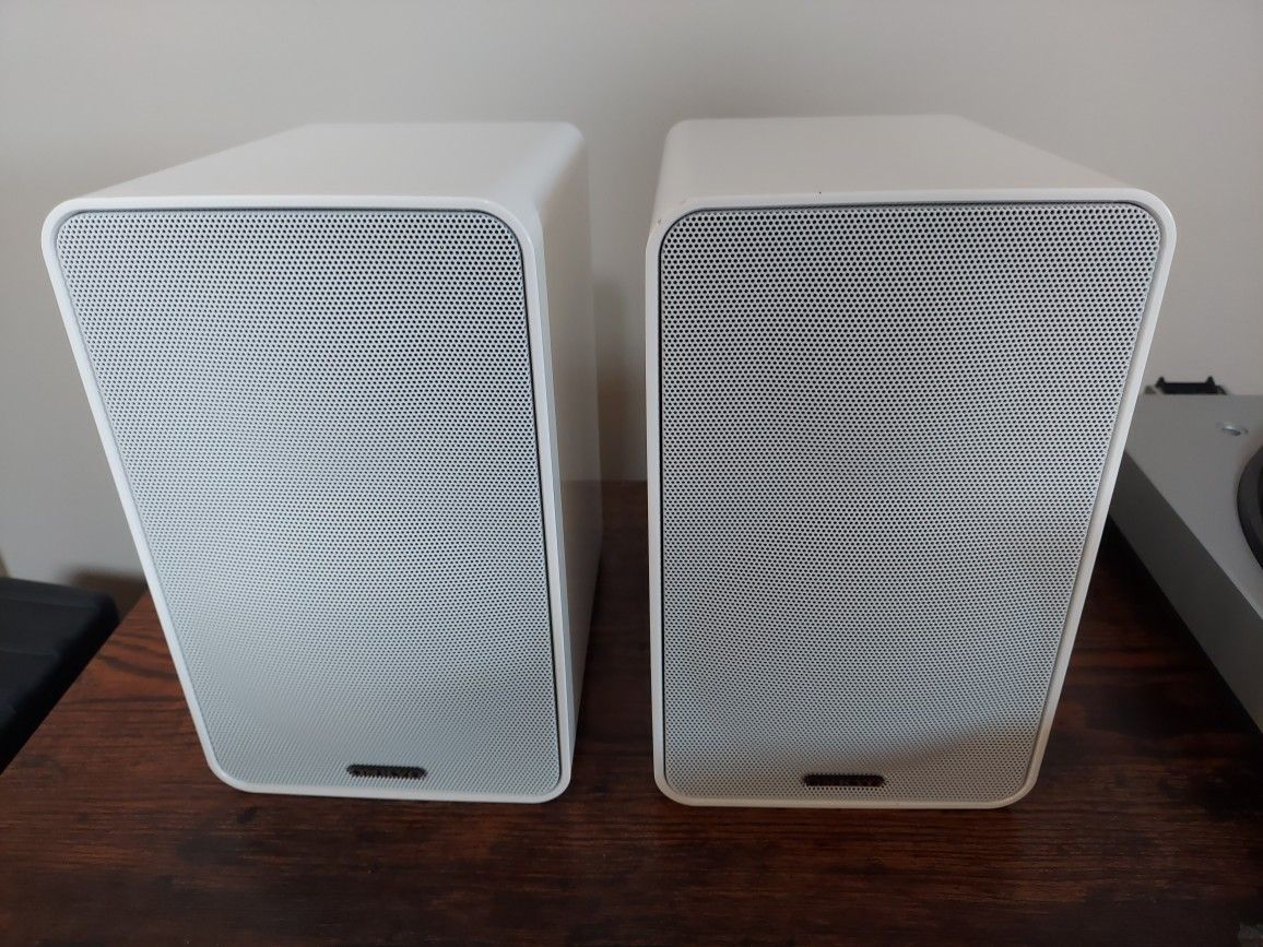 Onkyo D-T25 Bookshelf Speakers White For Onkyo CR-265 HiFi Mini System
