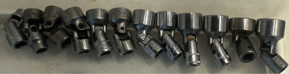 Snap on and matco wobble sockets sets