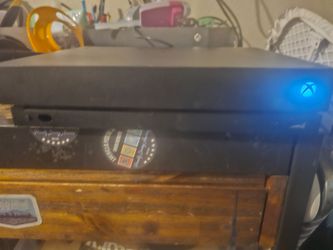 Xbox One X 1Tb