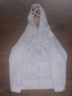Burberry sweater