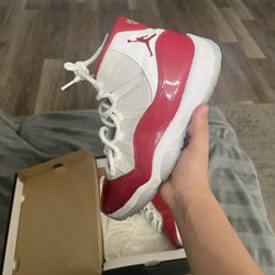 Jordan 11 Cherry Size 9.5 Men 