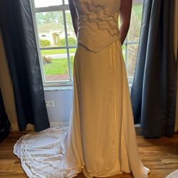 Wedding Dress Size S