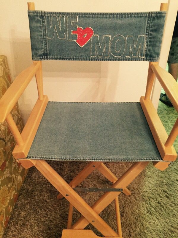 "WE L❤️VE MOM" Chair