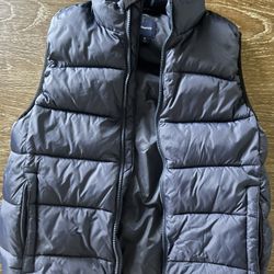 GAP Kids Puffer Vest Boys Size 12 