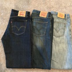 3 pairs of men’s Levi’s jeans-32x34