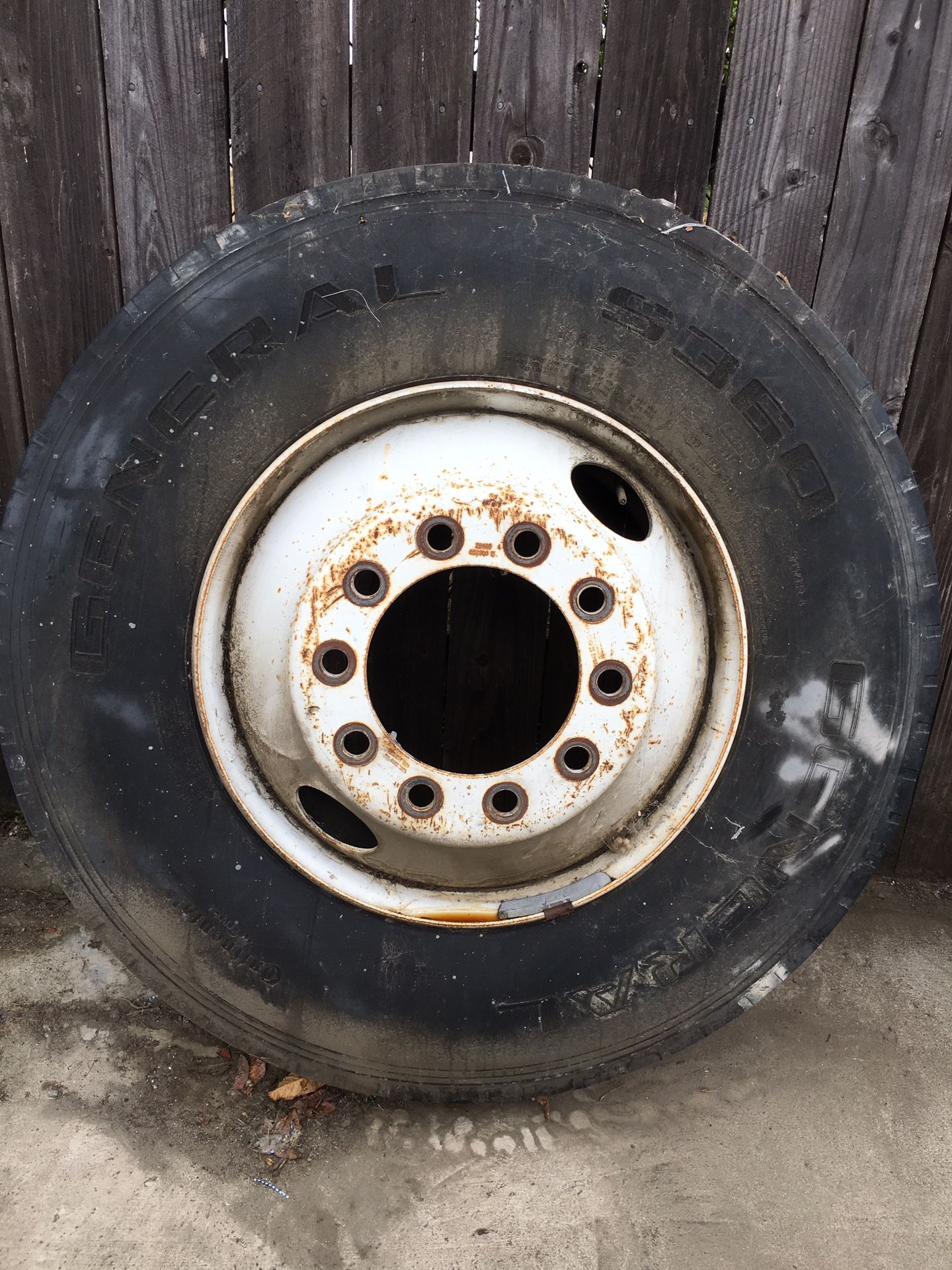 Tractor/Trailer tire with rim