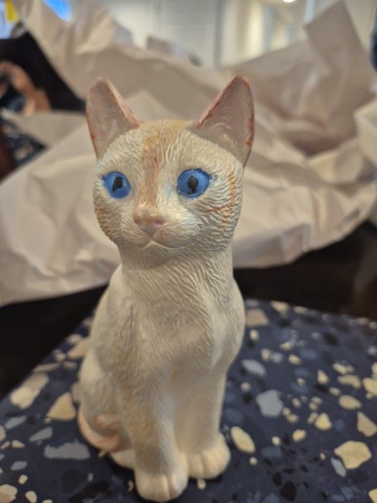 Cat For Table Or Shelf Decor 