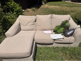 Free couch!